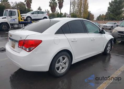 2015 Chevrolet Cruze 1Lt Auto из США, поврежденный, VIN 1G1PC5SB9F7141918